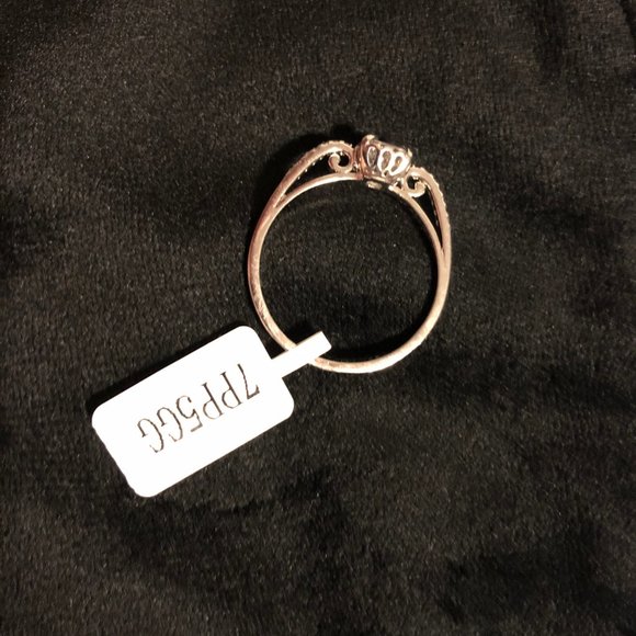 Beautiful Princess ring - Picture 4 of 4